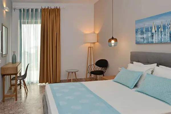 Poze-Cazari-Sea-Breeze-Skiathos-Hotel-Belvedere-5