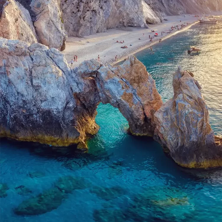 Program Sea Breeze Skiathos 2025 ziua 2 - Petreceri pe plajă în insula Skiathos cu distracție și oameni faini